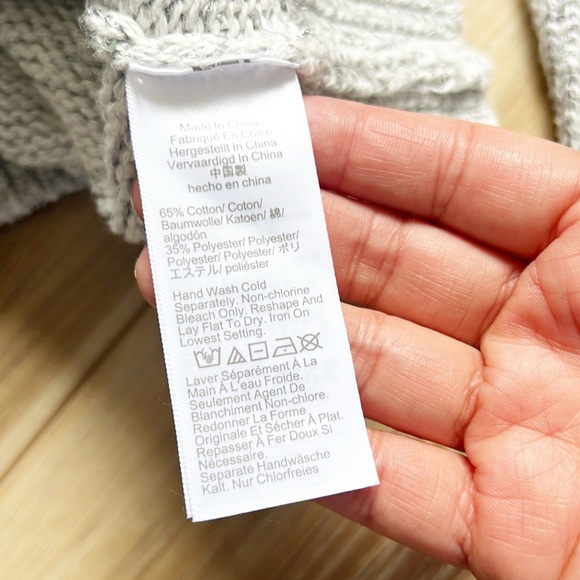 J Crew Sequin V-neck cardigan sweater Size Small - Picture 11 of 15